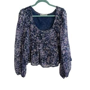 ABERCROMBIE AND FITCH FLORAL SEMI-SHEER BLUE PURPLE  PEASANT TOP - LARGE